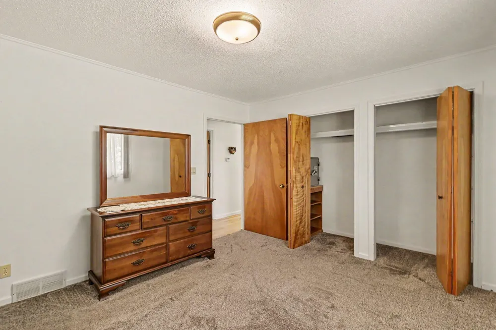 595 Albion Road Albion, MI 49224