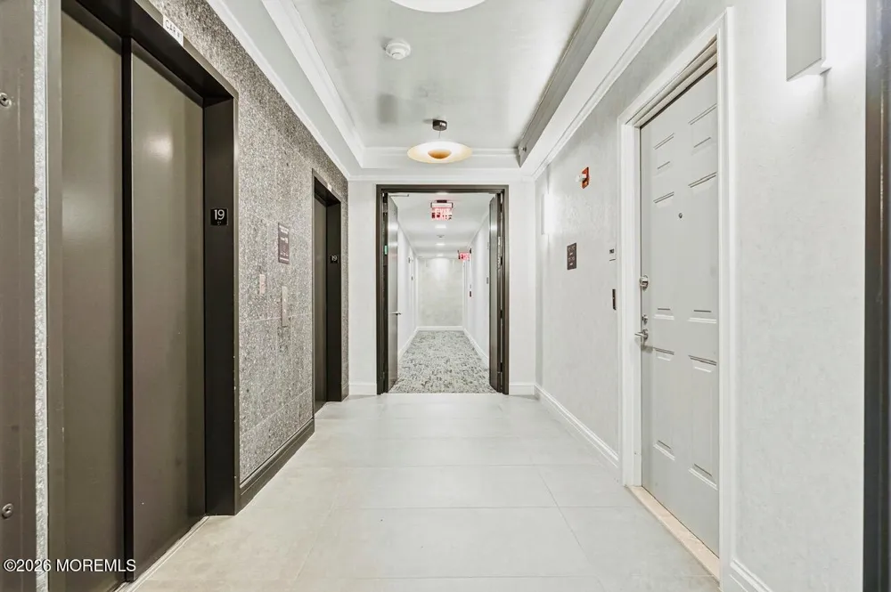 1 Spring Street #2204 New Brunswick, NJ 08901