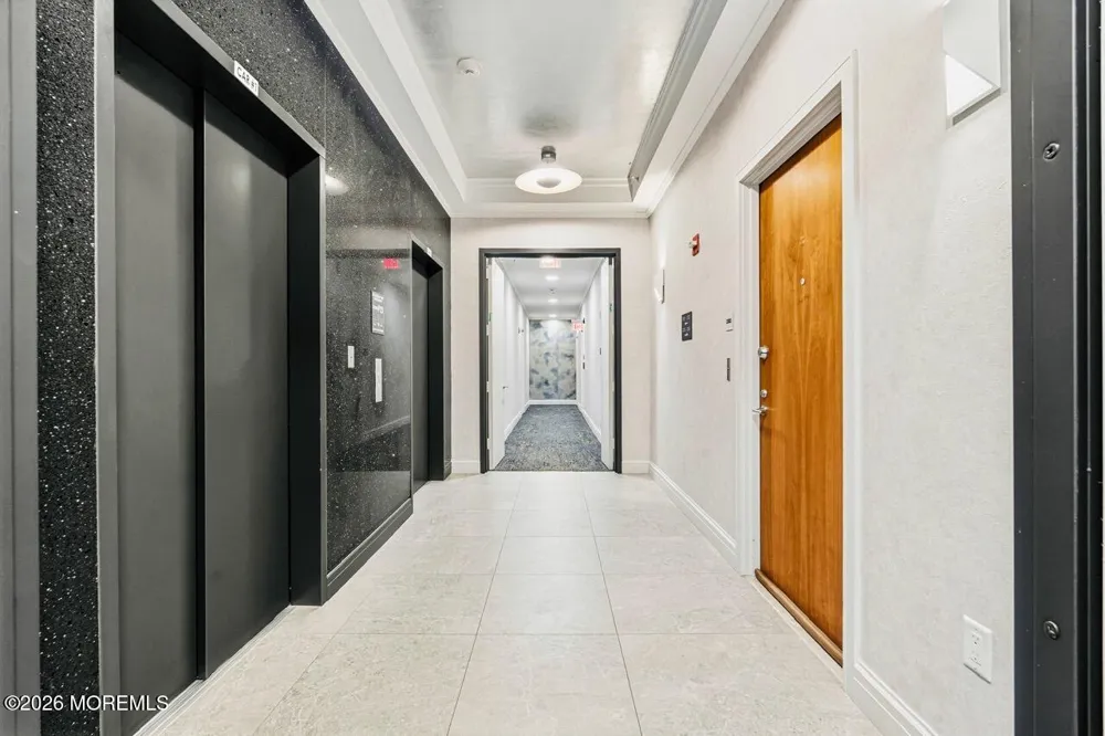 1 Spring Street #2204 New Brunswick, NJ 08901