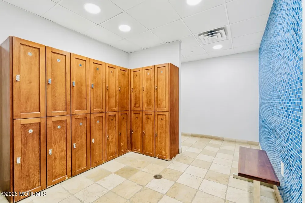 1 Spring Street #2204 New Brunswick, NJ 08901
