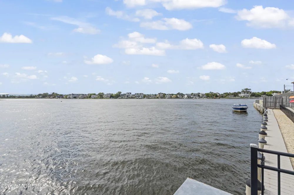 1 Osborne Place #49 Rumson, NJ 07760