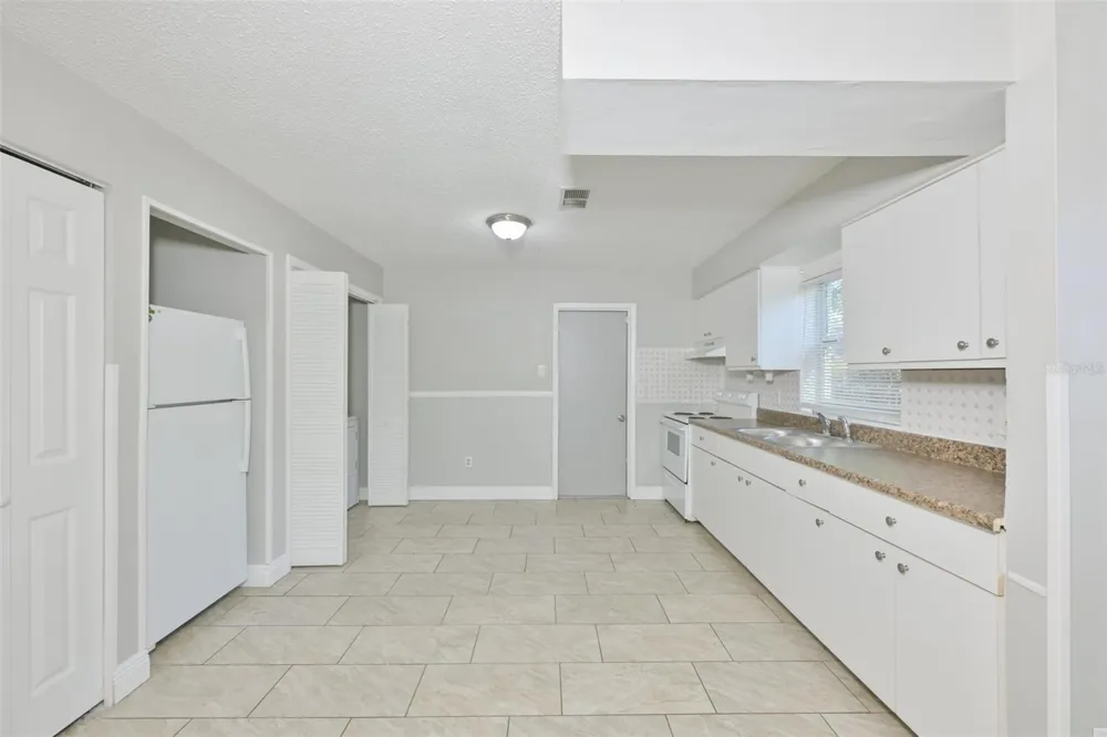 15616 AVALON AVENUE #2 Clearwater, FL 33760