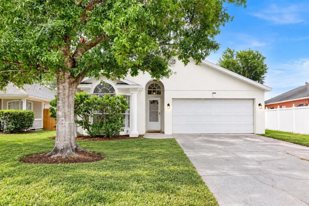 2413 RADNOR AVENUE Orlando, FL 32826