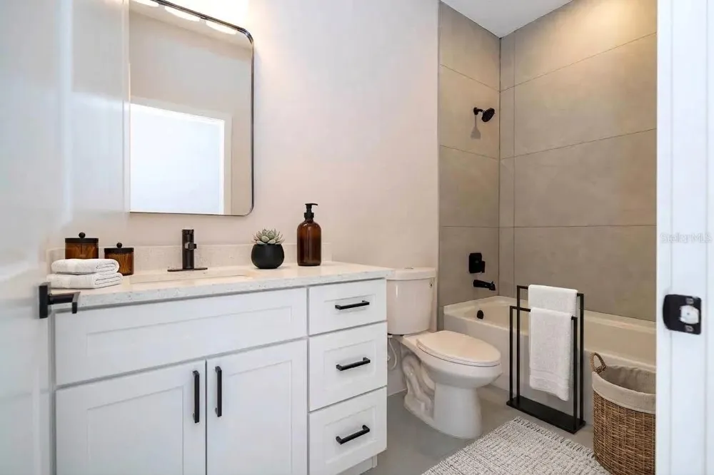 4818 ANDRUS AVENUE Orlando, FL 32804