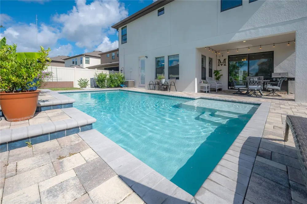 14627 RED CASTLE AVENUE Lithia, FL 33547