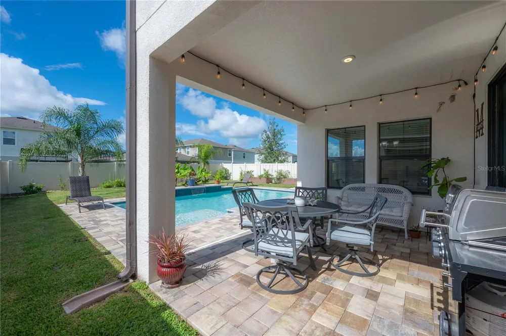 14627 RED CASTLE AVENUE Lithia, FL 33547