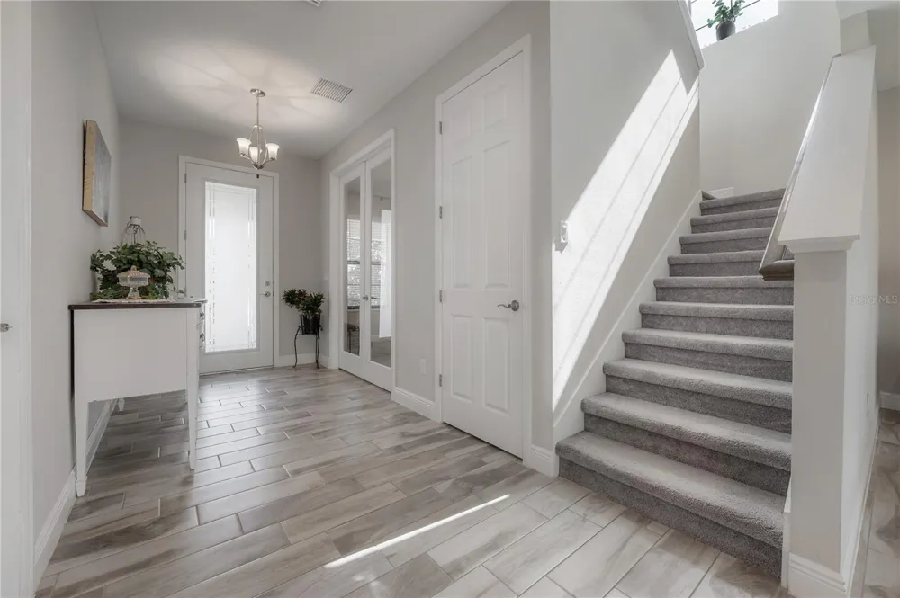 14627 RED CASTLE AVENUE Lithia, FL 33547