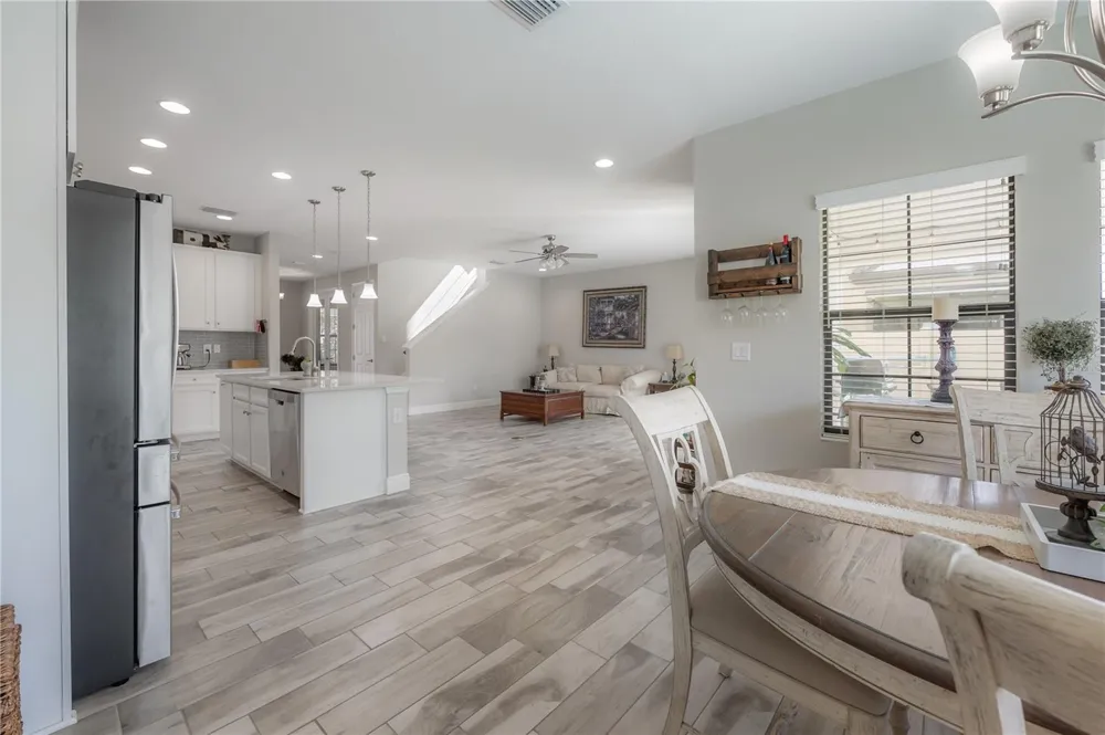 14627 RED CASTLE AVENUE Lithia, FL 33547