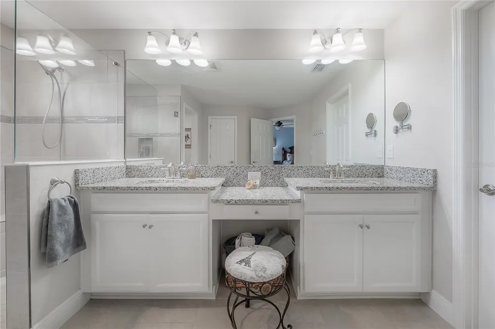 14627 RED CASTLE AVENUE Lithia, FL 33547