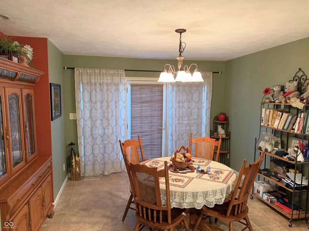601 Eastfield Drive Crawfordsville, IN 47933