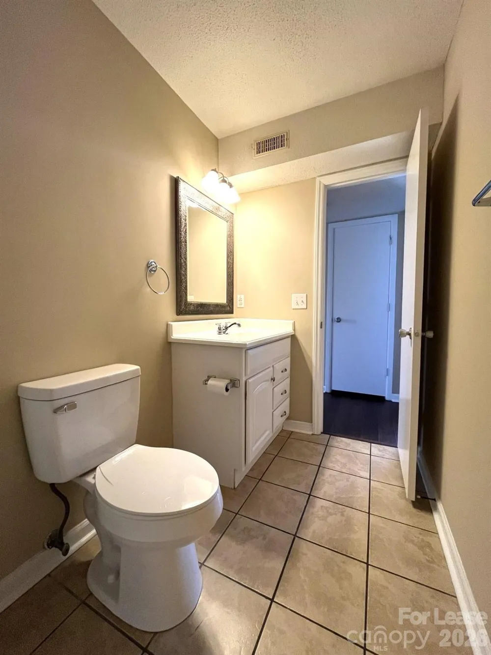 6144 Heath Ridge Court #D Charlotte, NC 28210