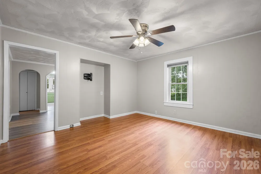 1124 Bradford Mountain Road Lenoir, NC 28645
