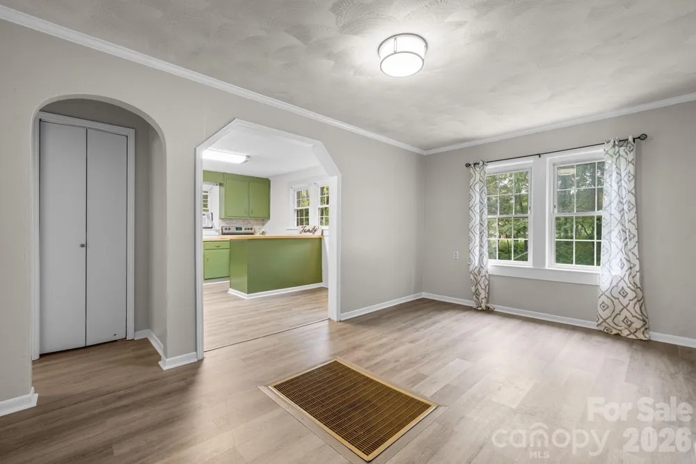 1124 Bradford Mountain Road Lenoir, NC 28645