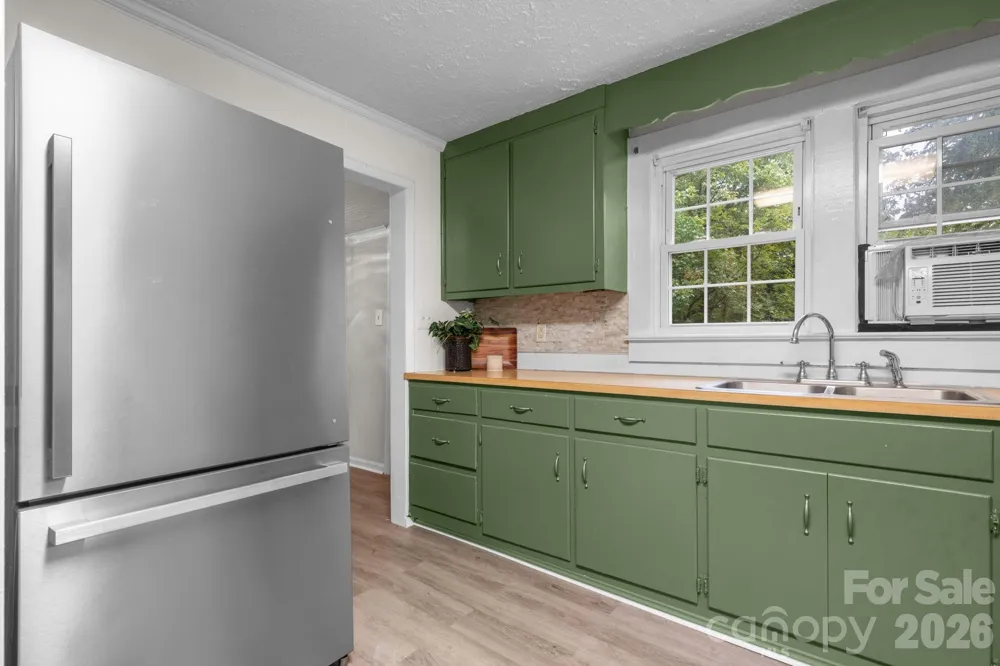 1124 Bradford Mountain Road Lenoir, NC 28645
