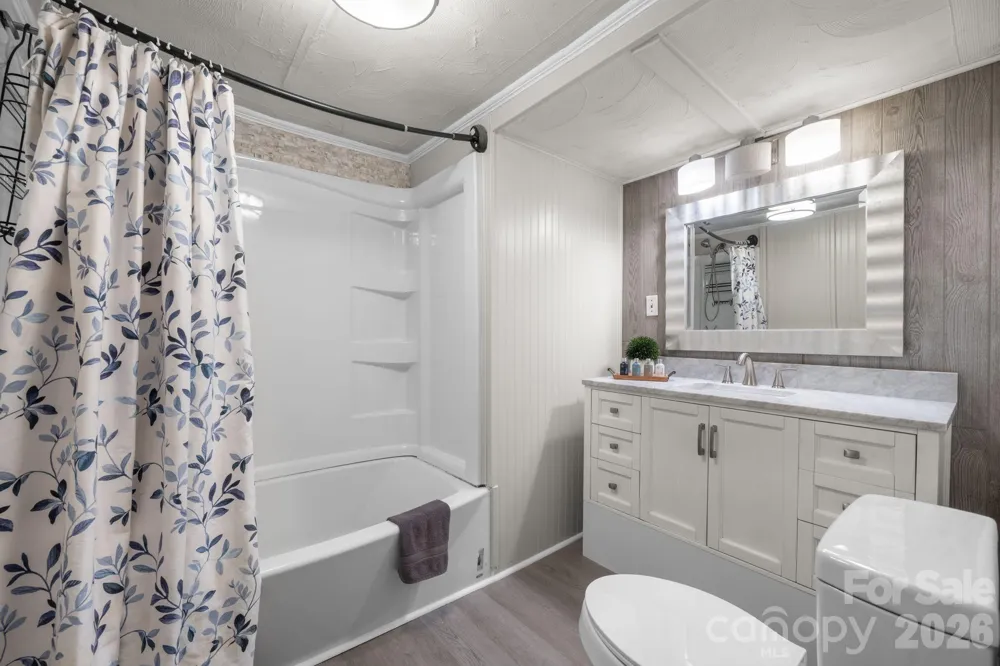 1124 Bradford Mountain Road Lenoir, NC 28645