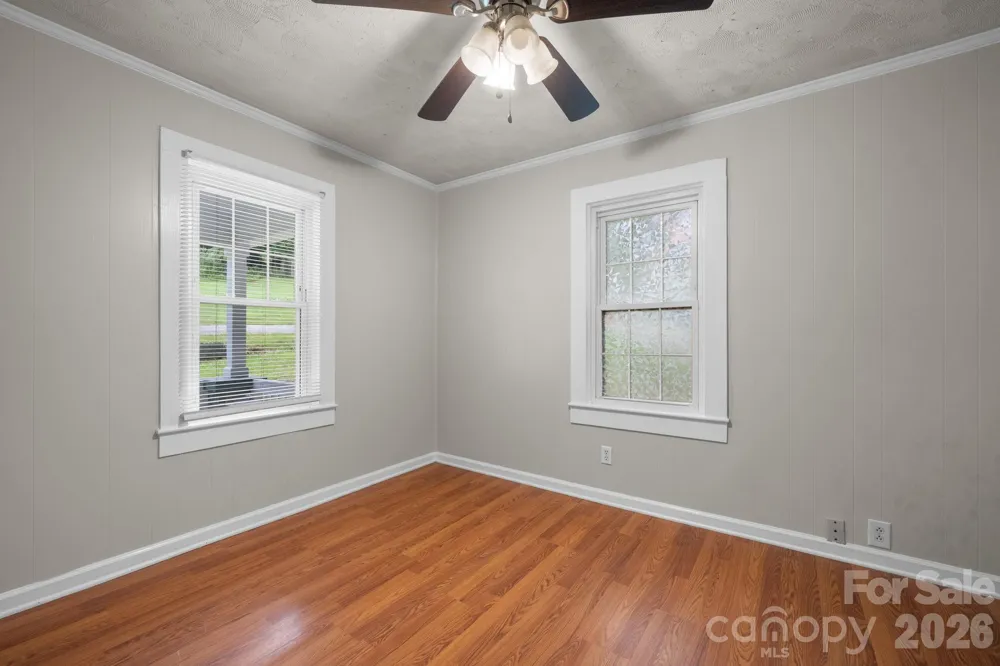 1124 Bradford Mountain Road Lenoir, NC 28645