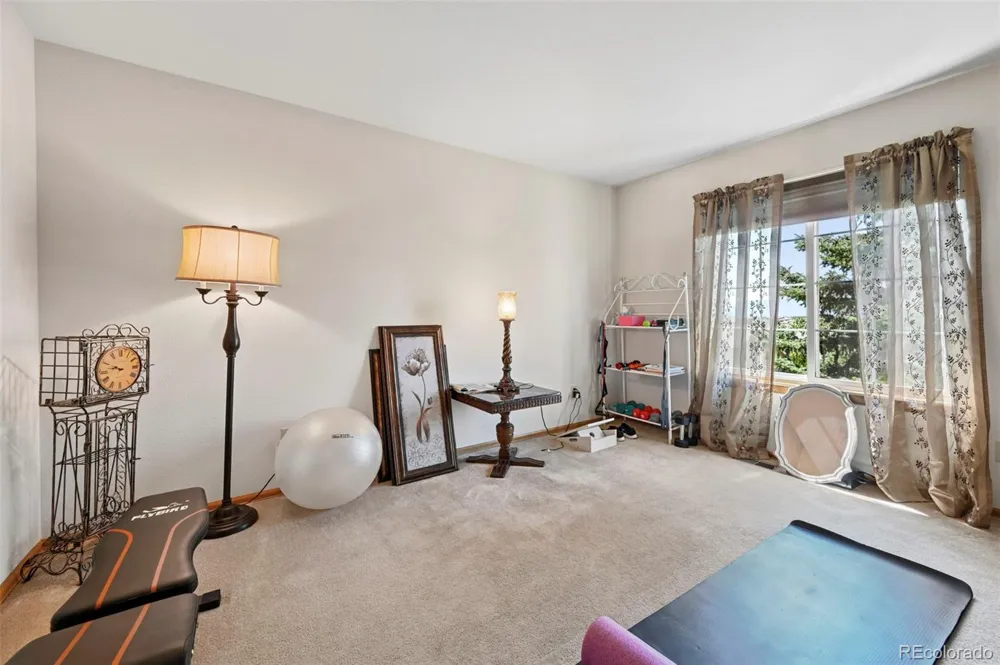 2527 Craycroft Drive Colorado Springs, CO 80920