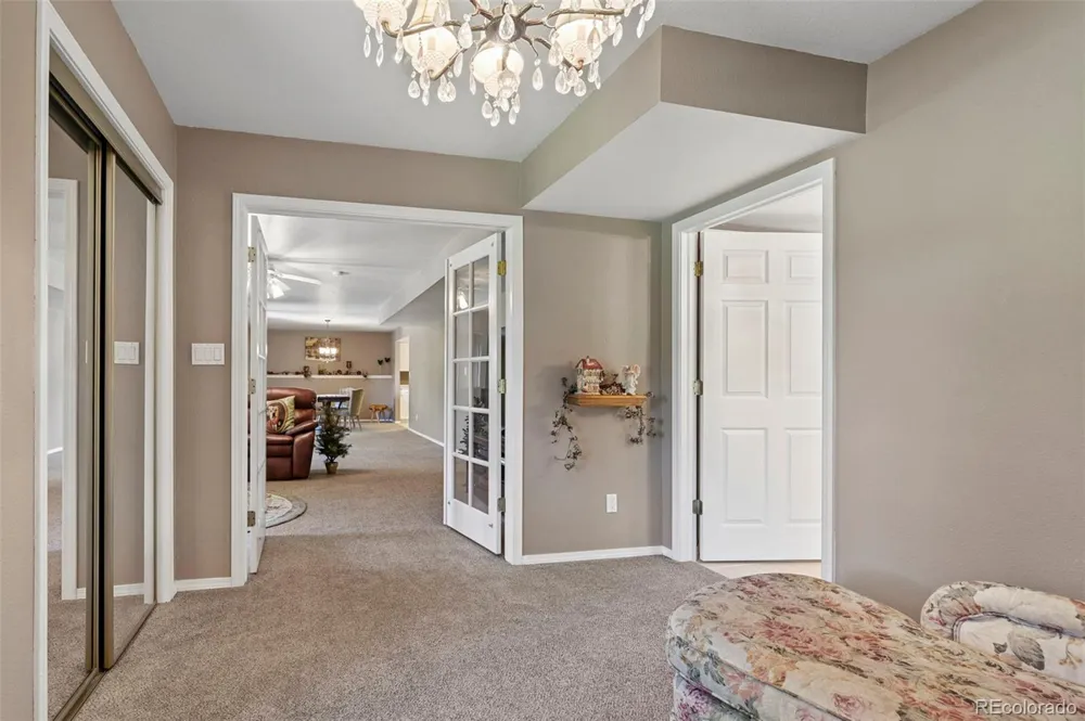 2527 Craycroft Drive Colorado Springs, CO 80920