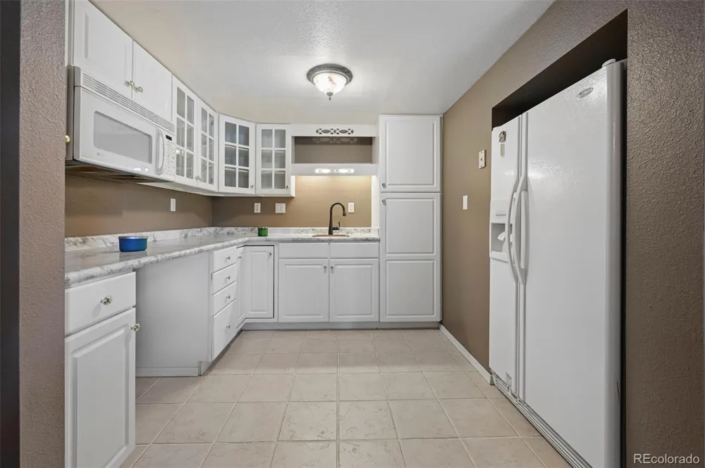 2527 Craycroft Drive Colorado Springs, CO 80920