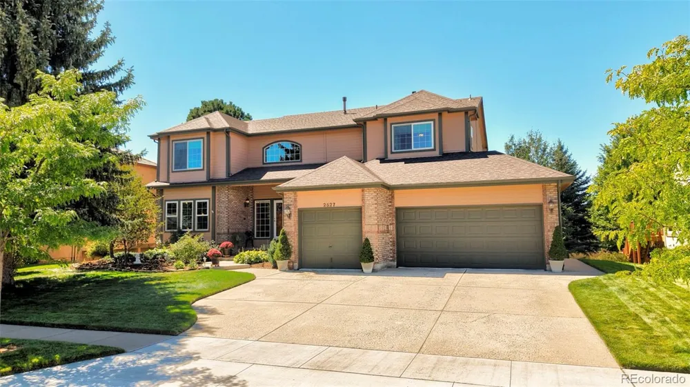 2527 Craycroft Drive Colorado Springs, CO 80920