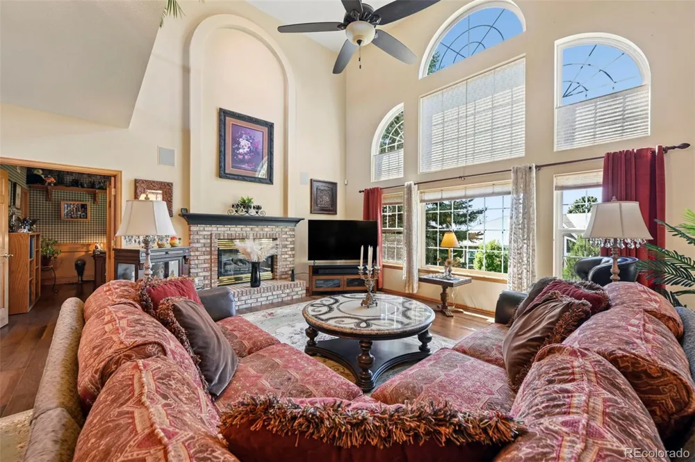 2527 Craycroft Drive Colorado Springs, CO 80920