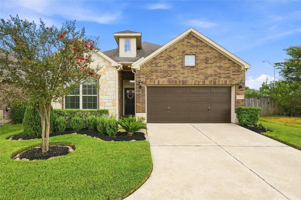 129 Saddle Drive Jersey Village, TX 77065
