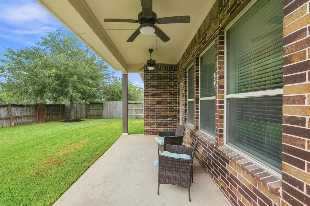 129 Saddle Drive Jersey Village, TX 77065