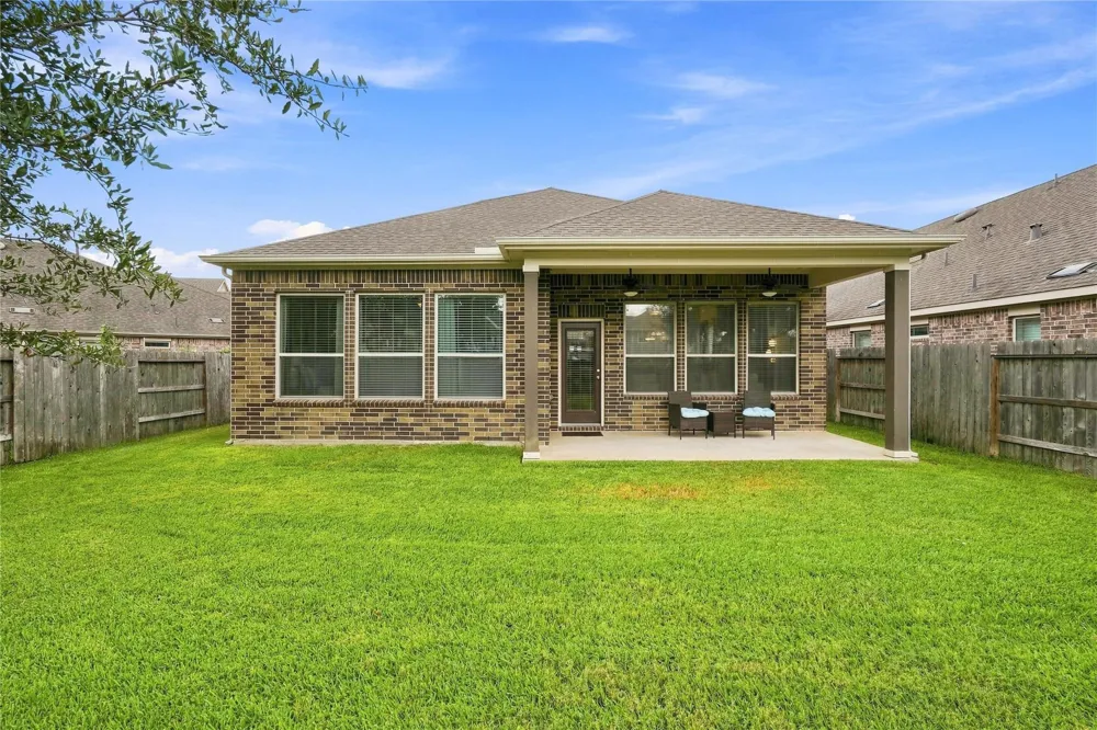 129 Saddle Drive Jersey Village, TX 77065