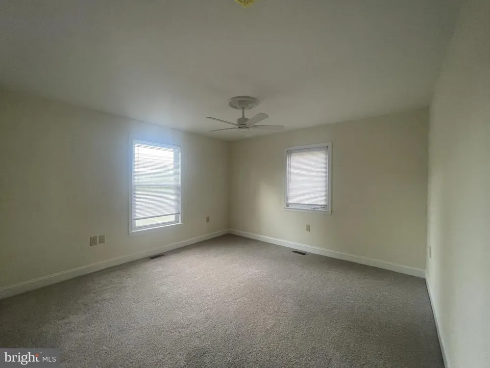 121 BUCK ROAD Glassboro, NJ 08028