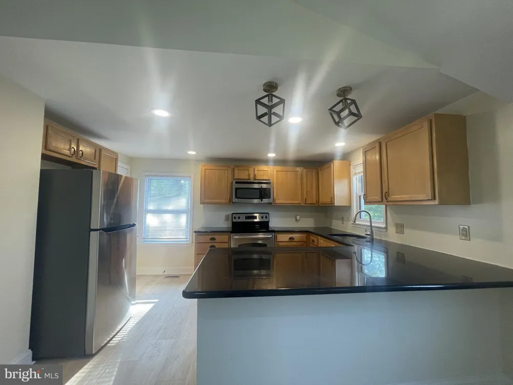121 BUCK ROAD Glassboro, NJ 08028
