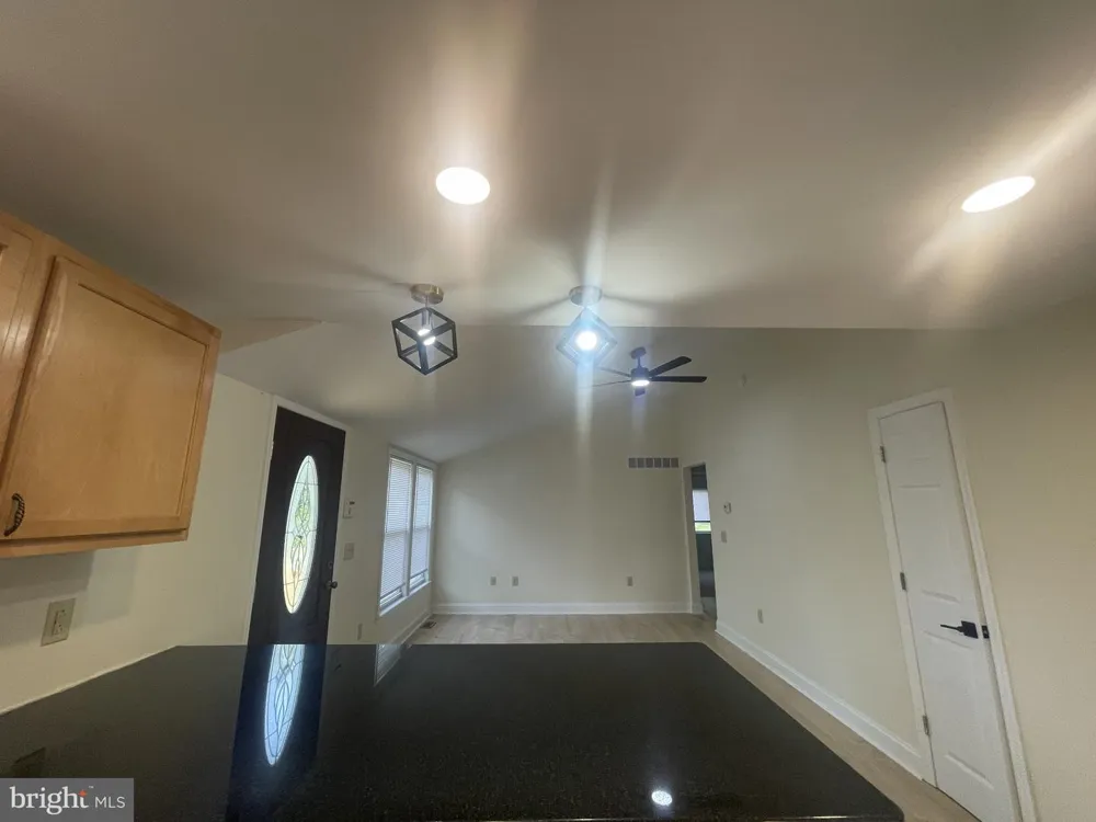 121 BUCK ROAD Glassboro, NJ 08028