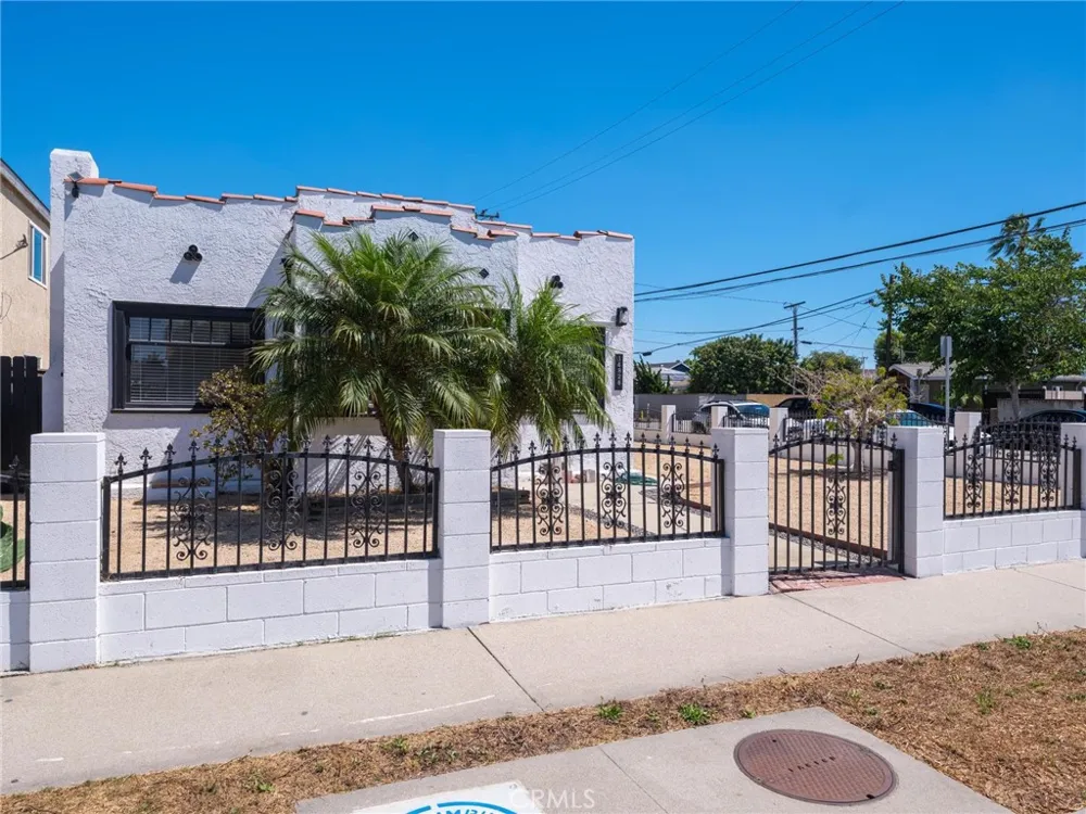 14828 Grevillea Avenue Lawndale, CA 90260