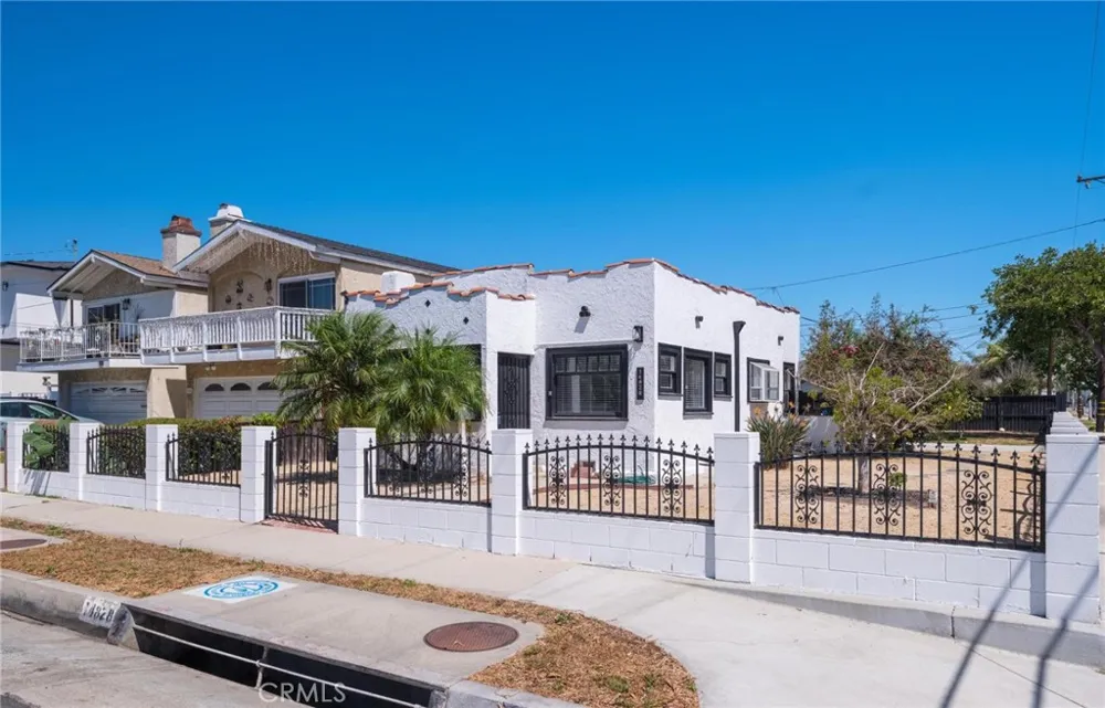 14828 Grevillea Avenue Lawndale, CA 90260