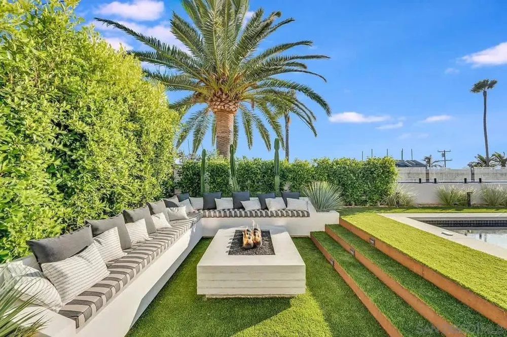 5342 Chelsea La Jolla, CA 92037