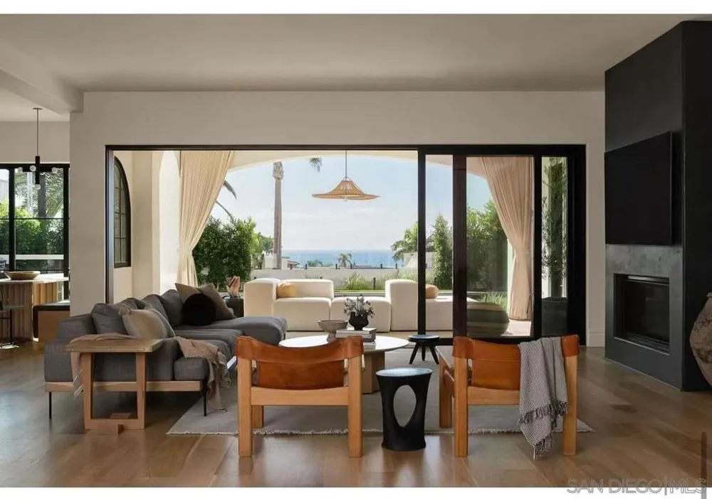5342 Chelsea La Jolla, CA 92037