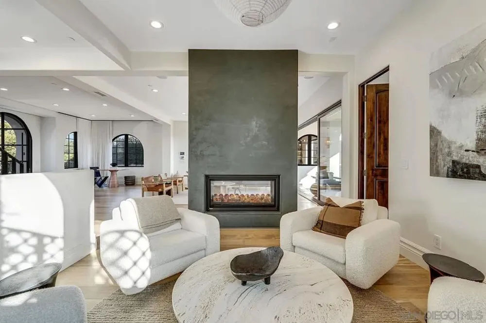 5342 Chelsea La Jolla, CA 92037