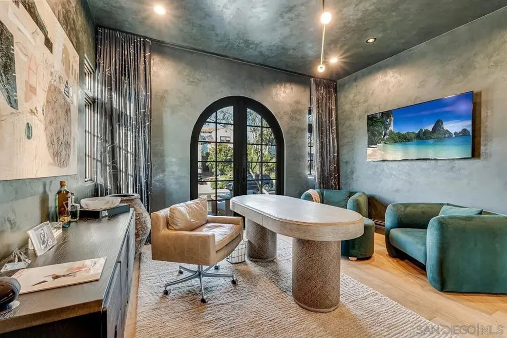 5342 Chelsea La Jolla, CA 92037