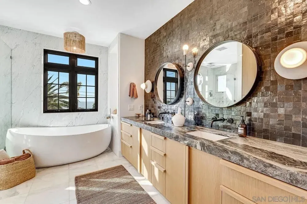 5342 Chelsea La Jolla, CA 92037