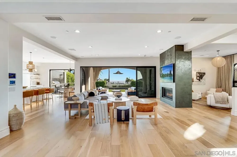 5342 Chelsea La Jolla, CA 92037
