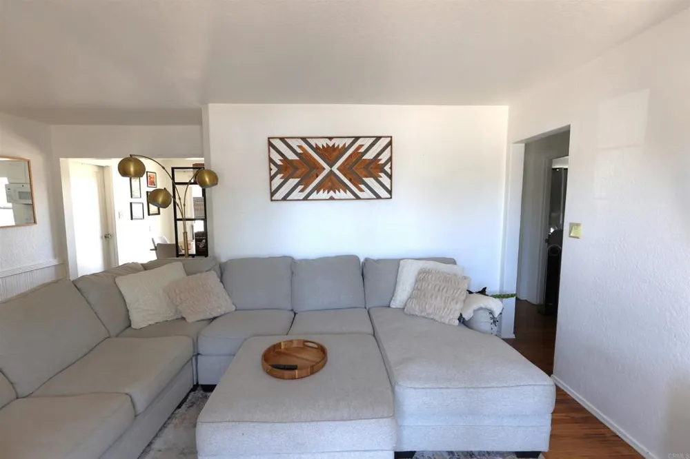 4641 Terry Lane La Mesa, CA 91942