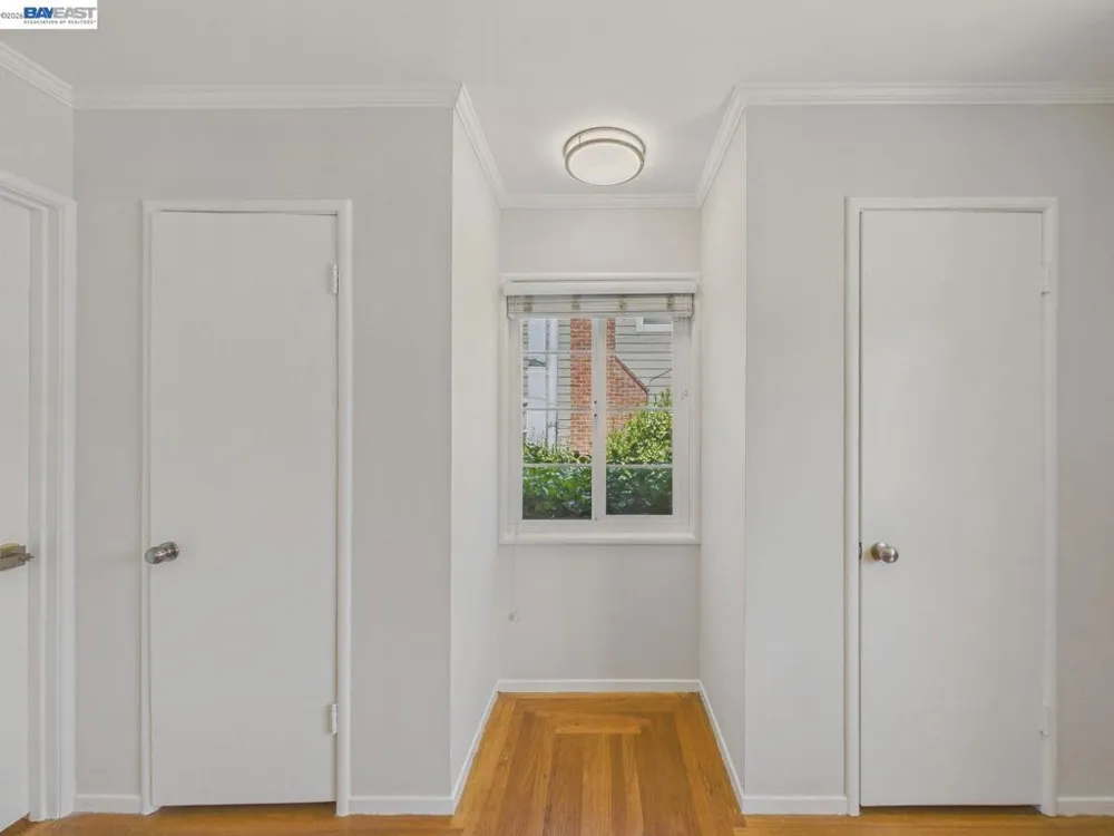 4015 Rusting Ave Oakland, CA 94605