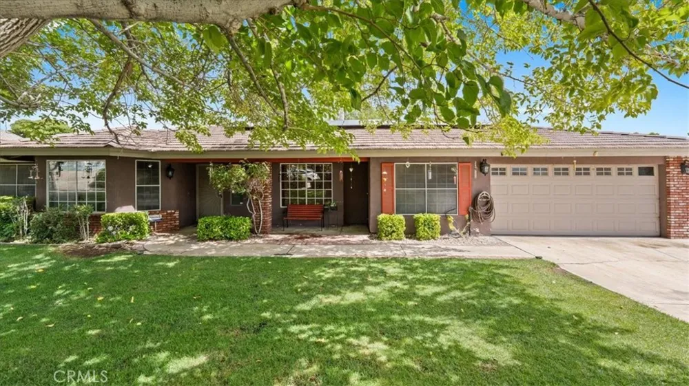 16165 Chiwi Apple Valley, CA 92307
