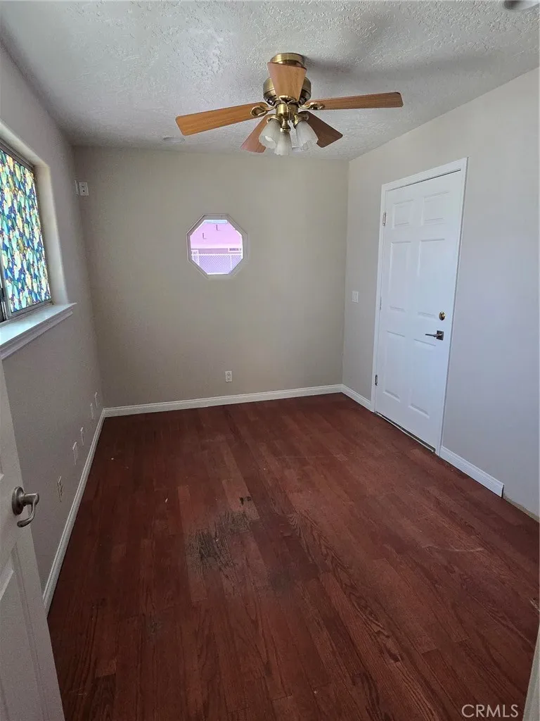 20239 Osseo Apple Valley, CA 92308