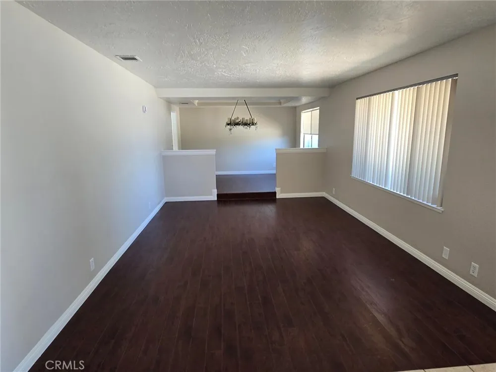 20239 Osseo Apple Valley, CA 92308