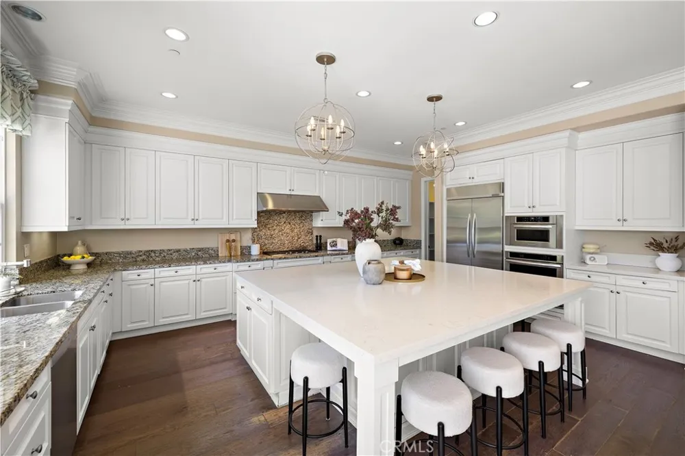 7322 Calle Pera Carlsbad, CA 92009