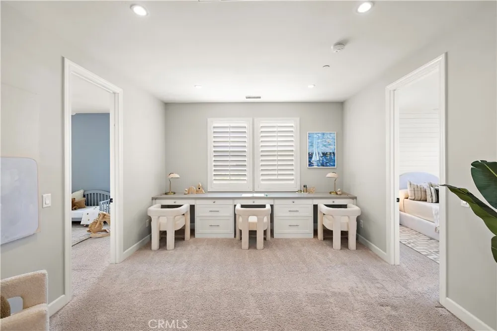 7322 Calle Pera Carlsbad, CA 92009