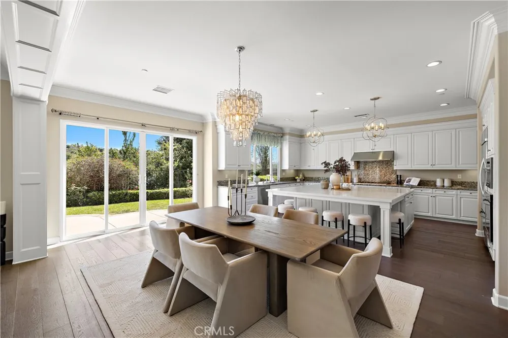 7322 Calle Pera Carlsbad, CA 92009