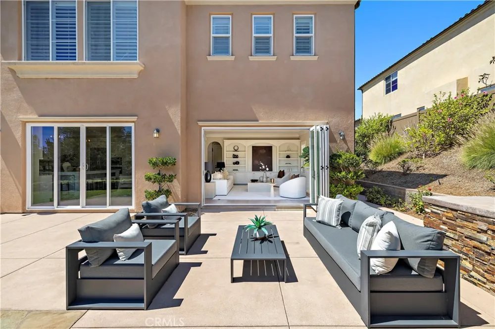 7322 Calle Pera Carlsbad, CA 92009