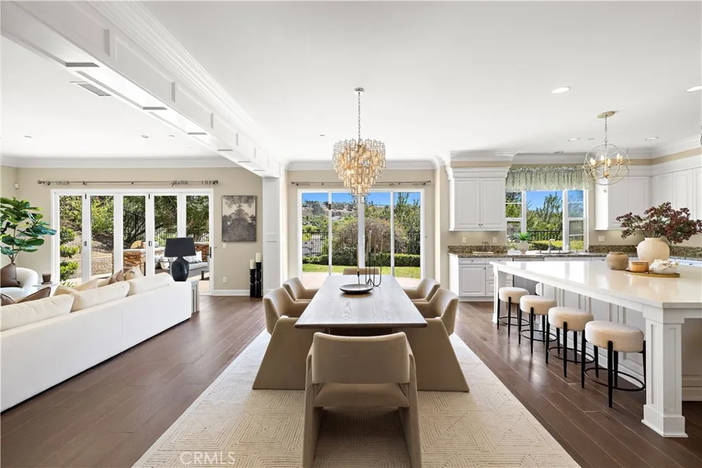 7322 Calle Pera Carlsbad, CA 92009