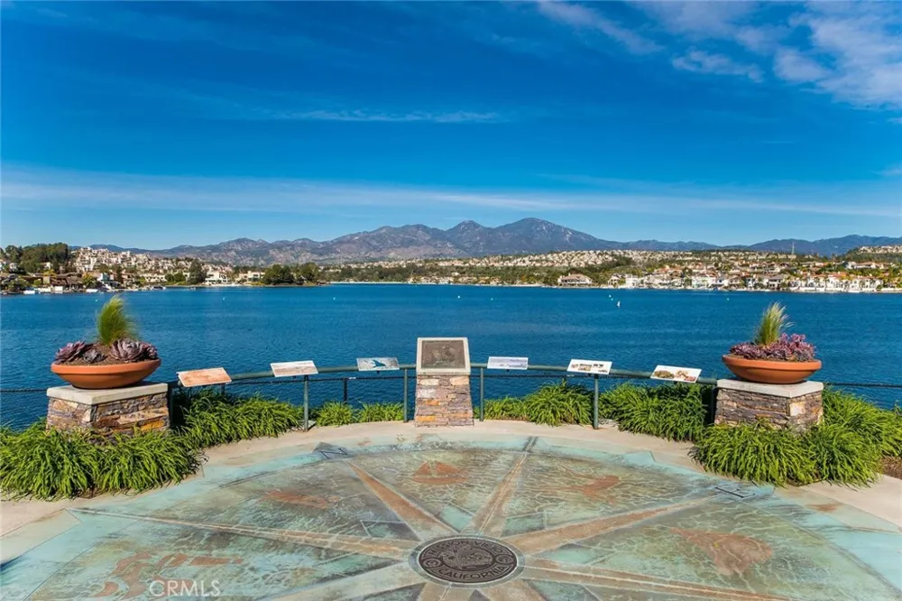 26002 Via Del Norte Mission Viejo, CA 92691